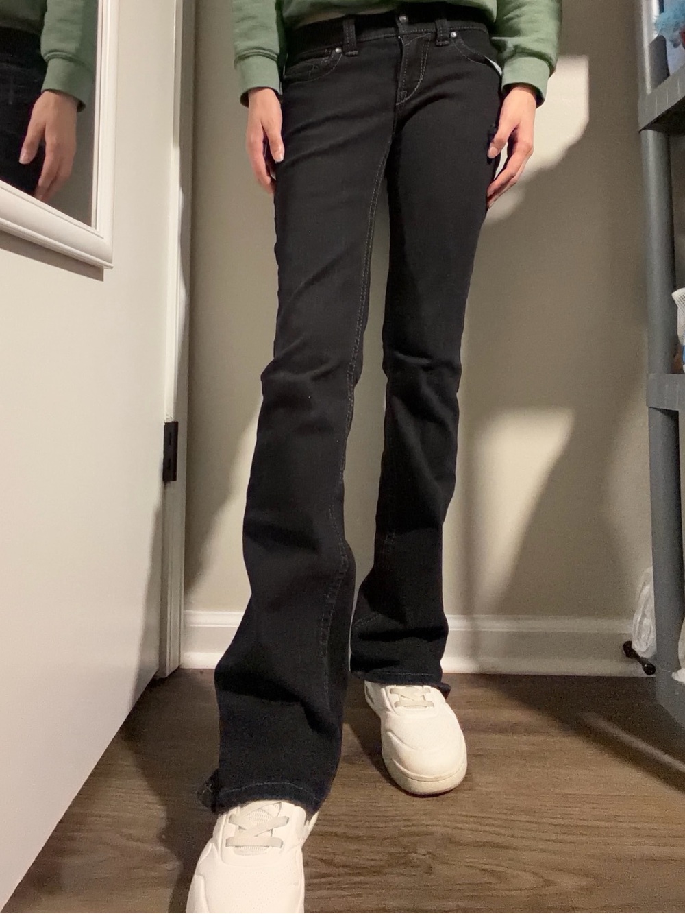 Ariat Low Rise Bootcut Jeans - Picture 2 of 6